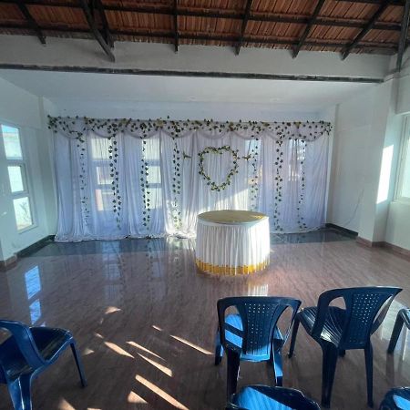 Coorg Ashok Palace Мадикери Екстериор снимка
