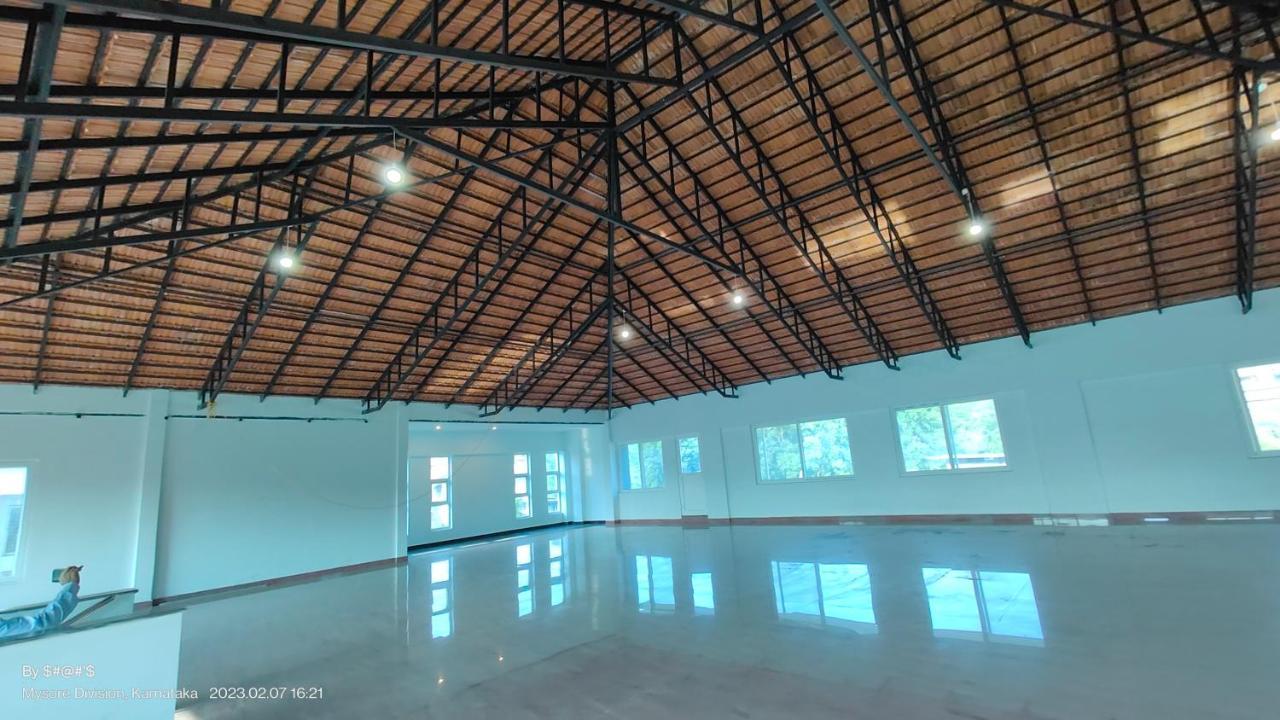 Coorg Ashok Palace Мадикери Екстериор снимка
